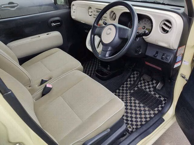 DAIHATSU MIRA COCOA