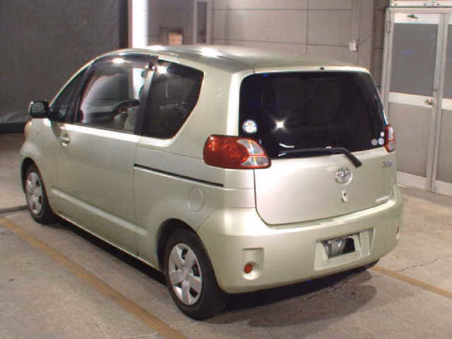 TOYOTA PORTE