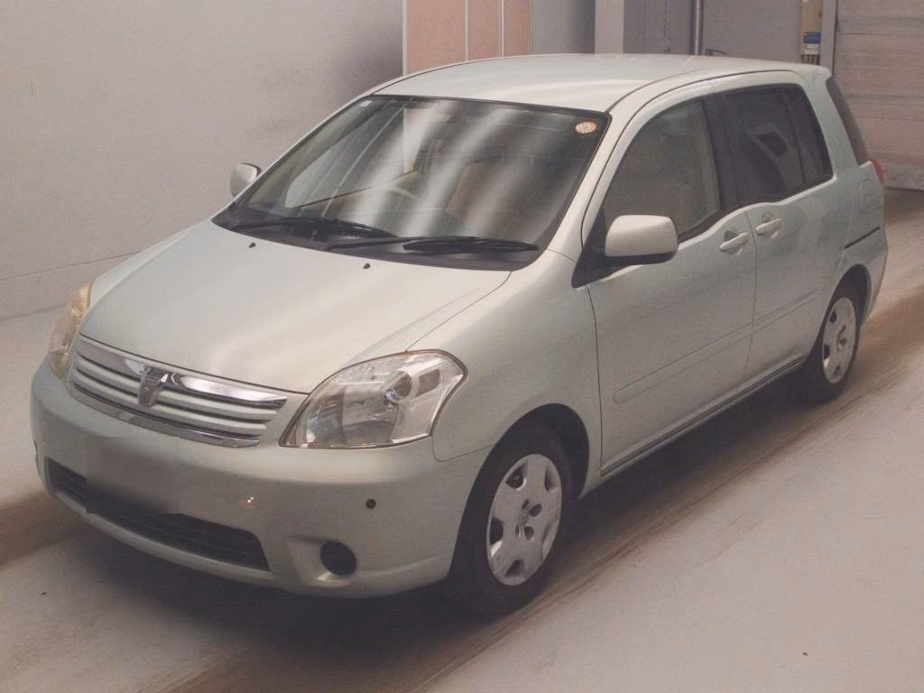 TOYOTA RAUM