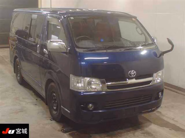 TOYOTA REGIUS ACE