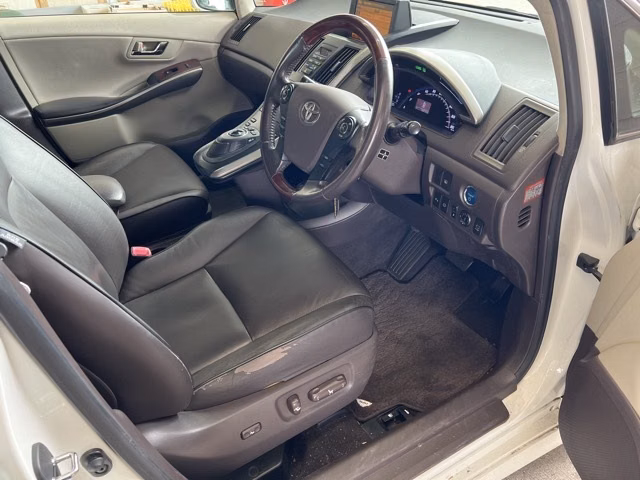 TOYOTA SAI