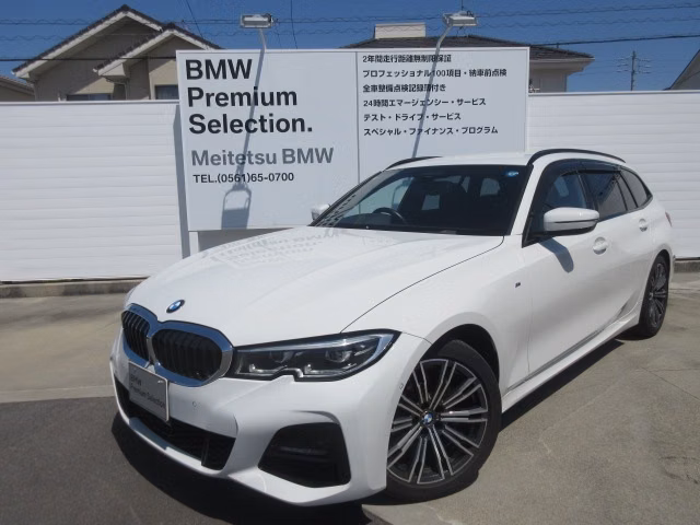 BMW 3-SERIES
