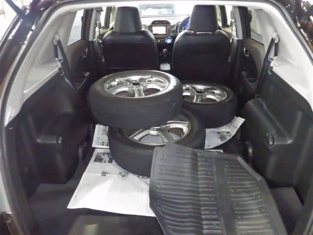 HONDA FIT SHUTTLE