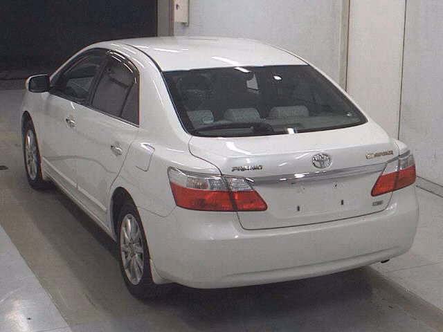 TOYOTA PREMIO