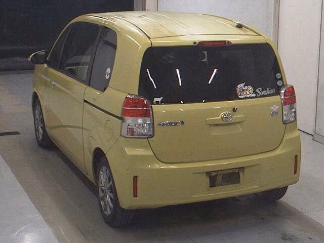 TOYOTA SPADE