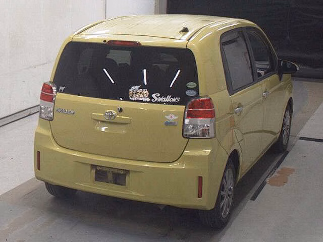 TOYOTA SPADE