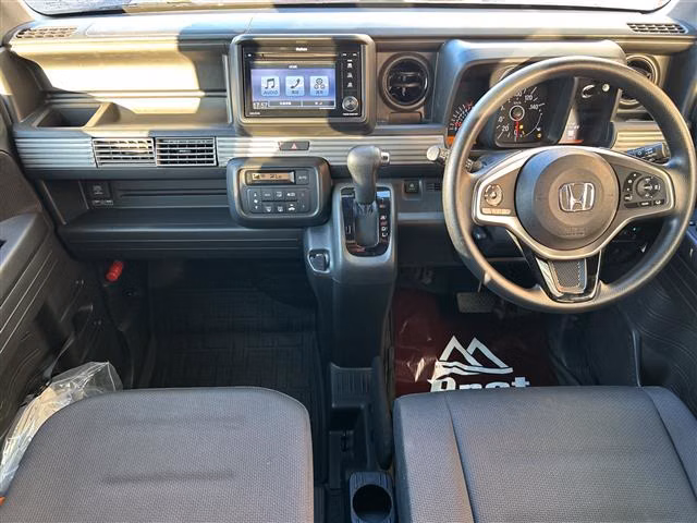 HONDA N-VAN