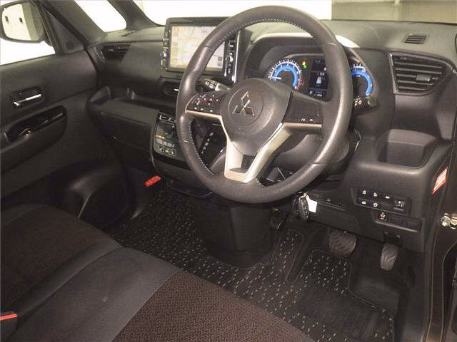 MITSUBISHI EK SPACE