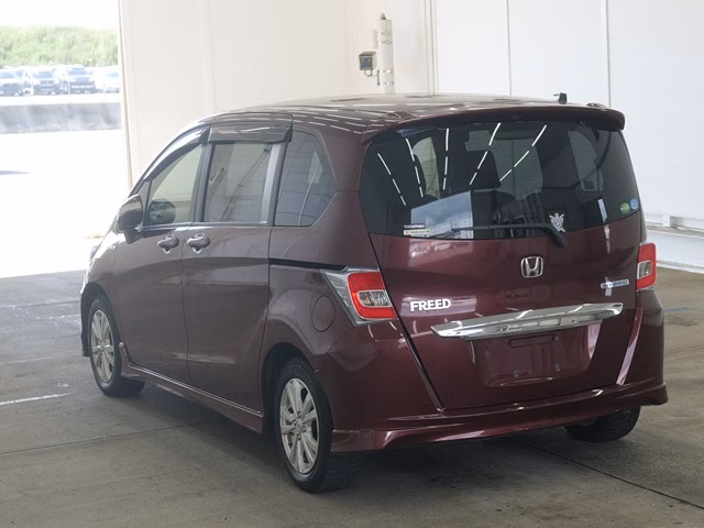 HONDA FREED