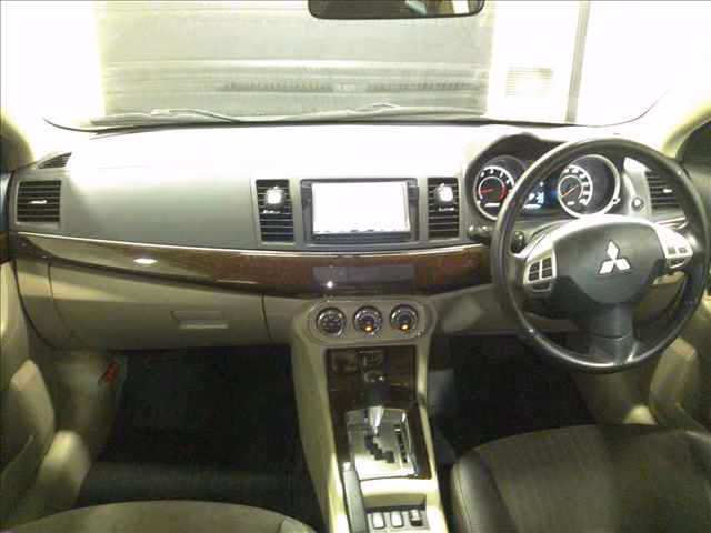 MITSUBISHI GALANT FORTIS