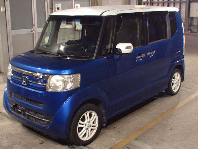HONDA N-BOX