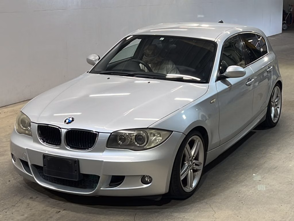BMW 1-SERIES