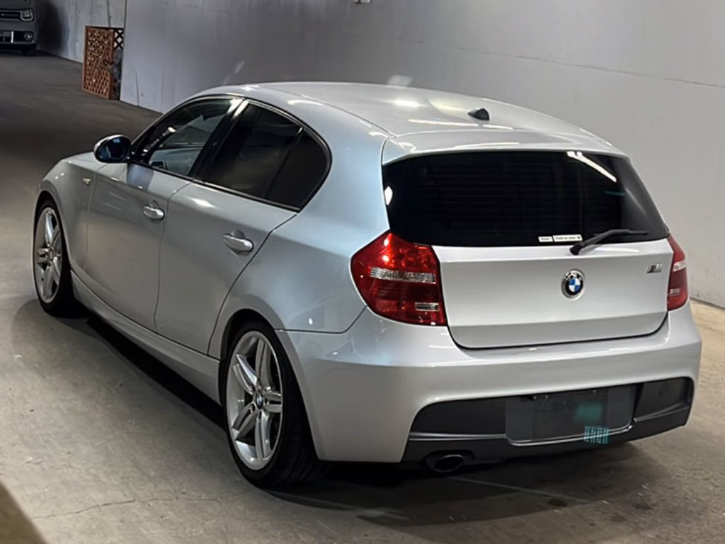 BMW 1-SERIES