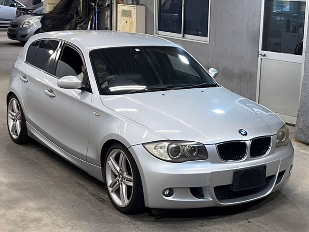 BMW 1-SERIES