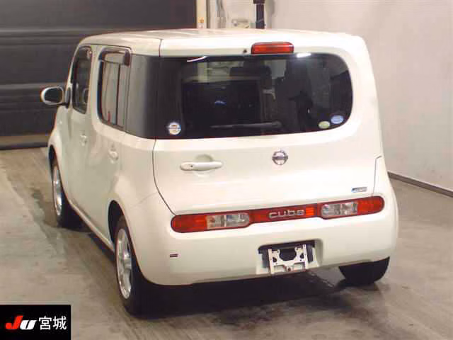 NISSAN CUBE