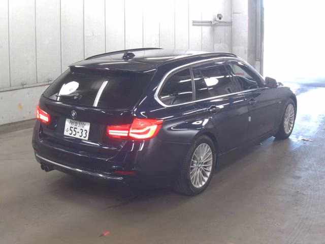 BMW 3-SERIES