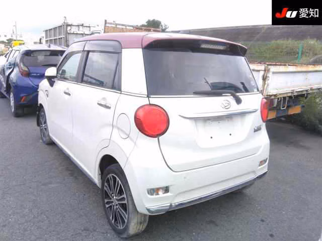 DAIHATSU CAST