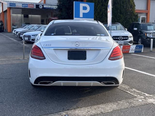 MERCEDES-BENZ C-CLASS