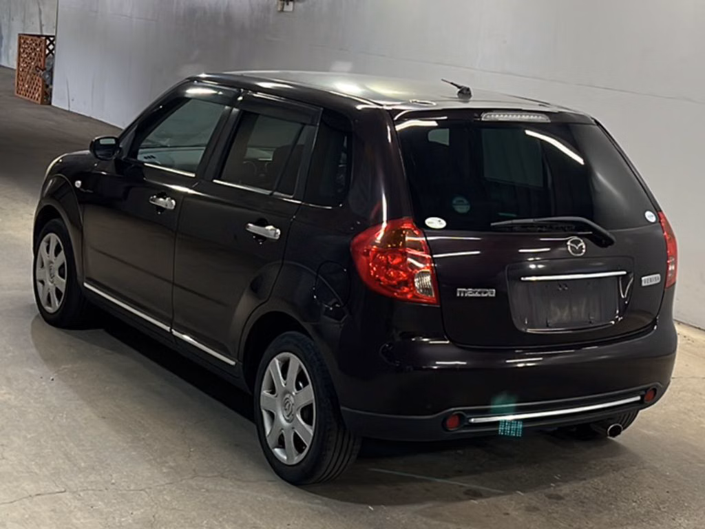 MAZDA VERISA