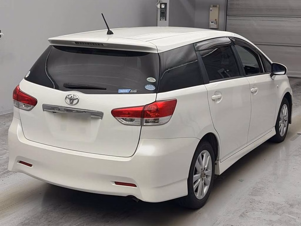 TOYOTA WISH