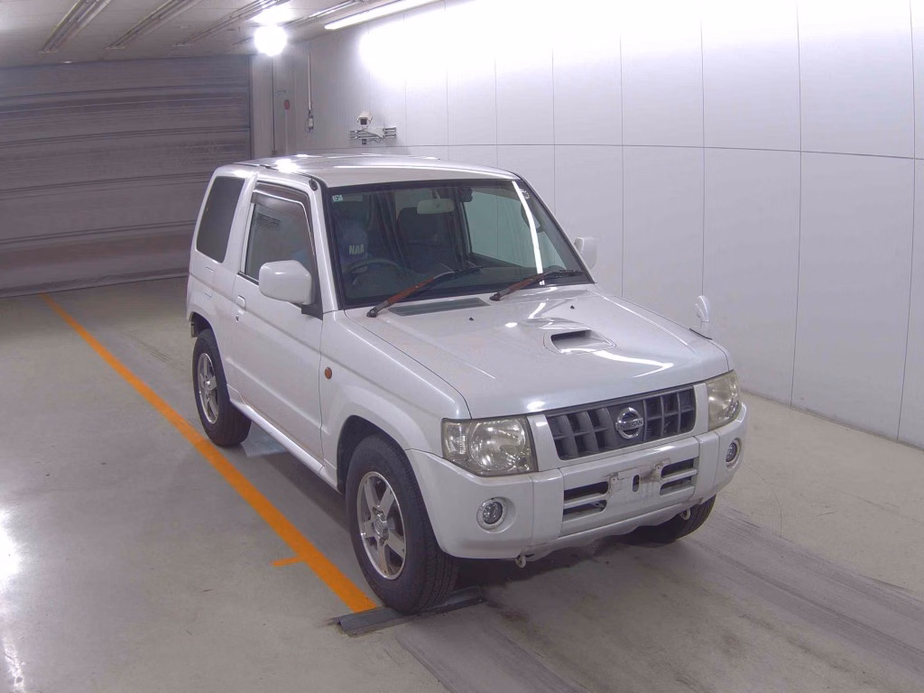NISSAN KIX