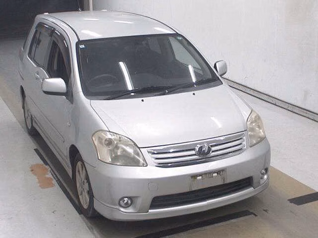 TOYOTA RAUM