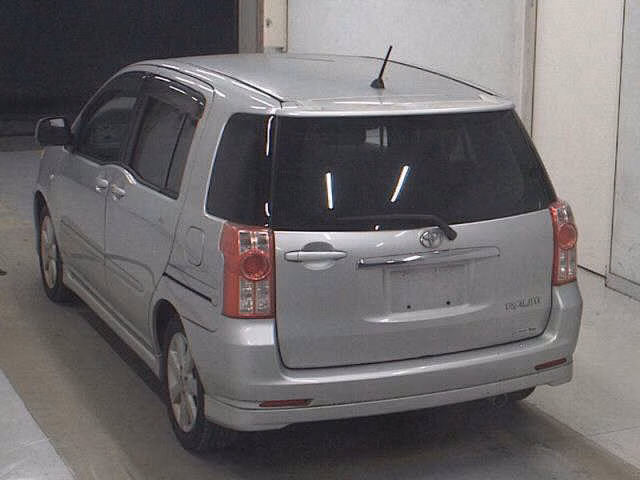 TOYOTA RAUM