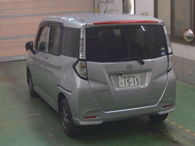 TOYOTA TANK