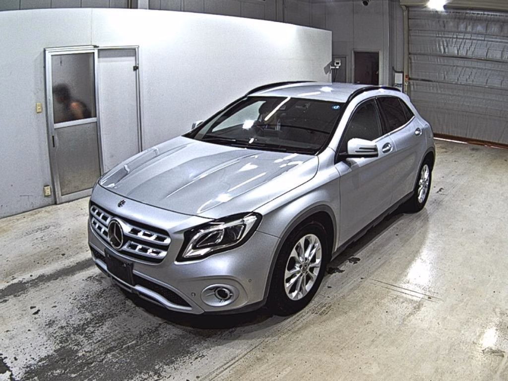 Mercedes-Benz GLA-Class