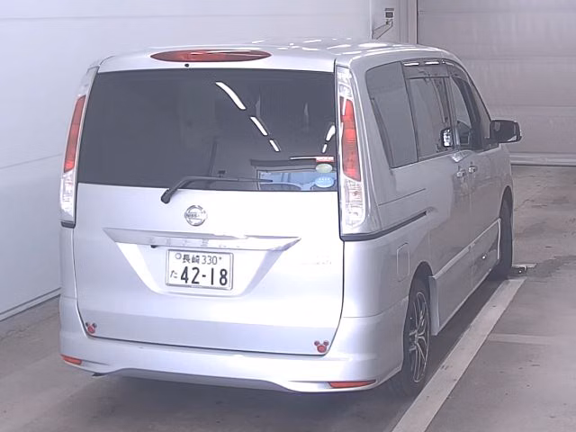 NISSAN SERENA