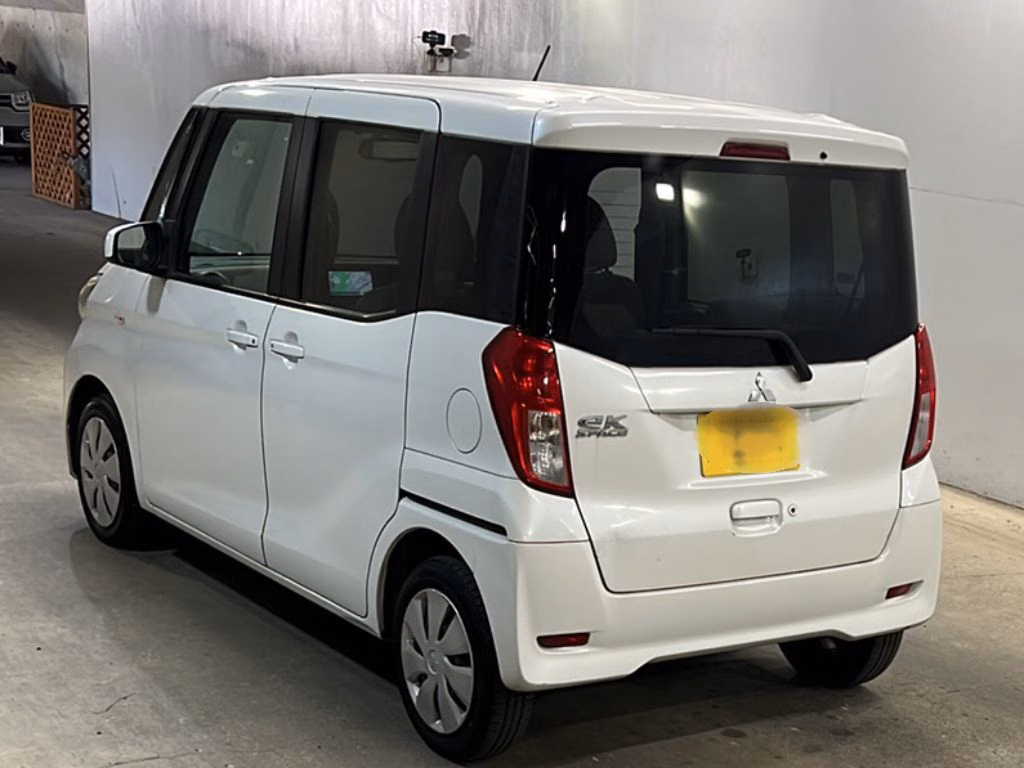 MITSUBISHI EK SPACE