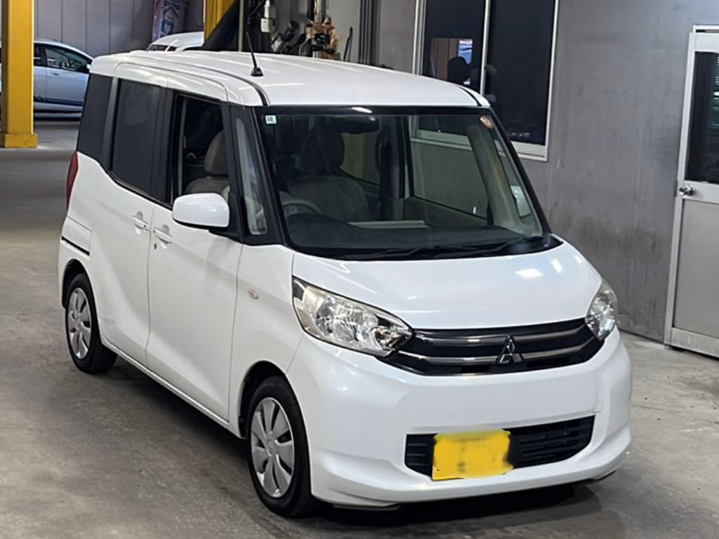 MITSUBISHI EK SPACE