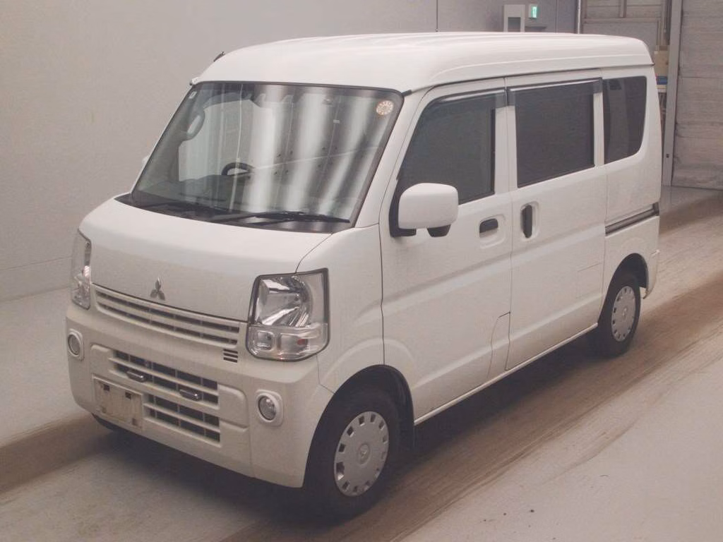 MITSUBISHI MINICAB