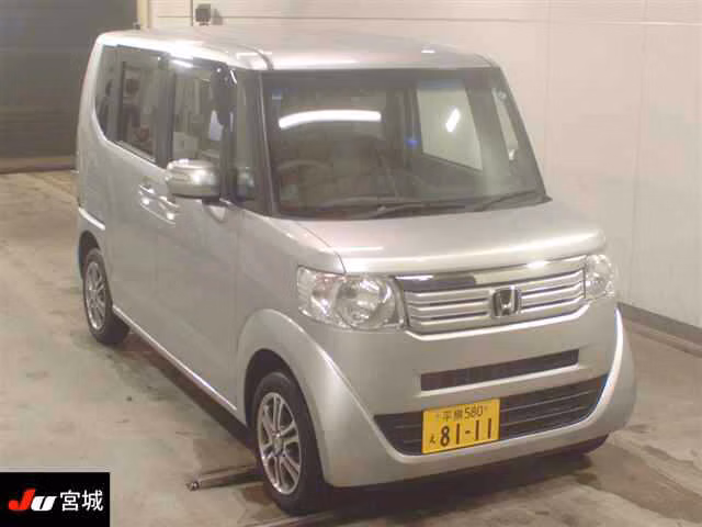 HONDA N-BOX