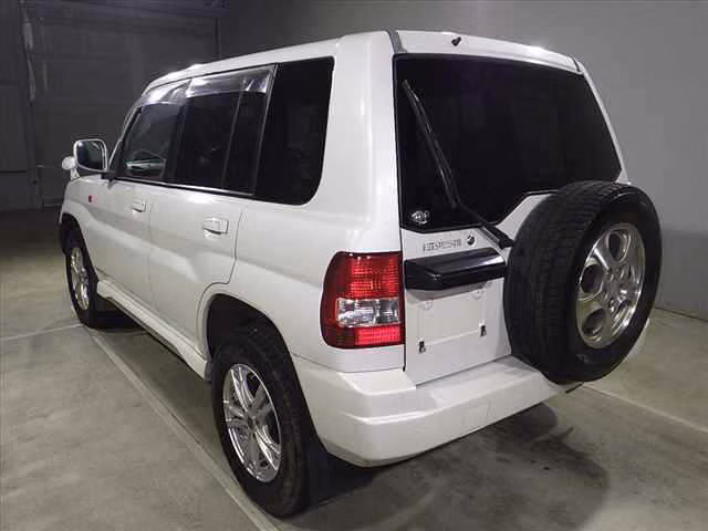 MITSUBISHI PAJERO IO