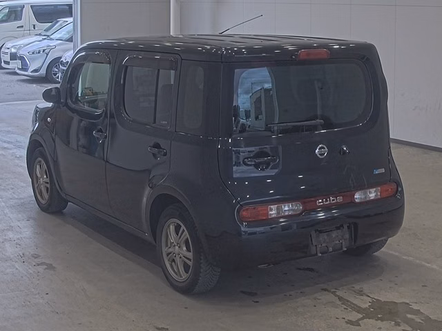 NISSAN CUBE
