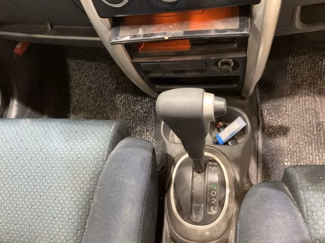 TOYOTA IST
