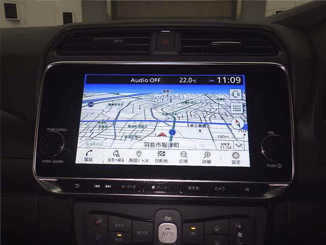 NISSAN LEAF