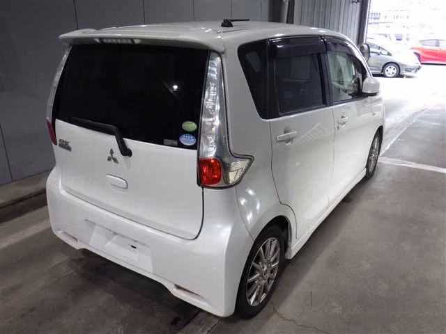 MITSUBISHI EK CUSTOM
