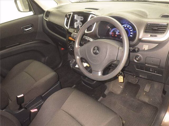 MITSUBISHI DELICA D:2