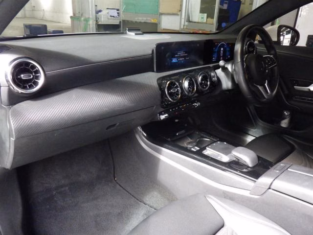 MERCEDES-BENZ A-CLASS