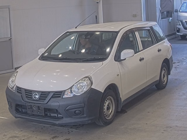 NISSAN AD