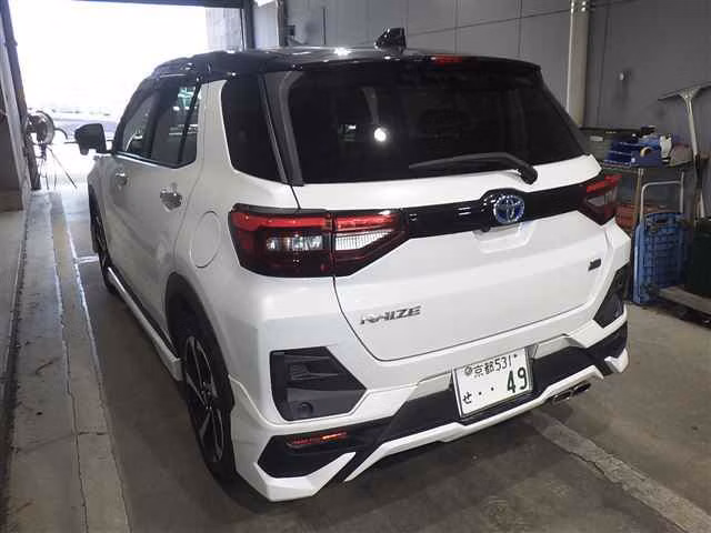 TOYOTA RAIZE