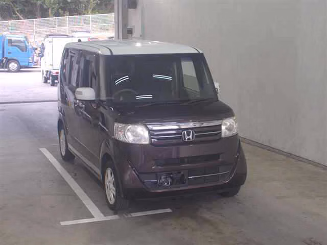 HONDA N-BOX