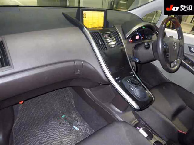 TOYOTA SAI