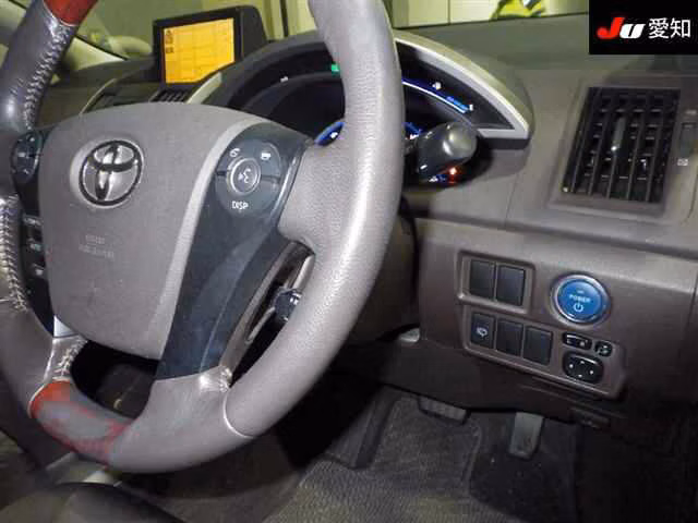 TOYOTA SAI