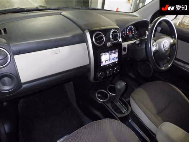 MAZDA VERISA