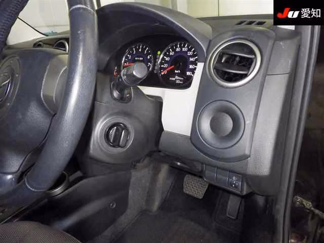 MAZDA VERISA