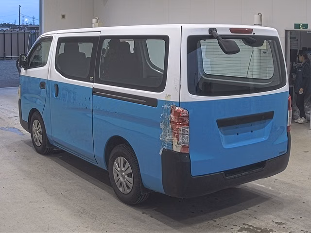 NISSAN NV350 CARAVAN