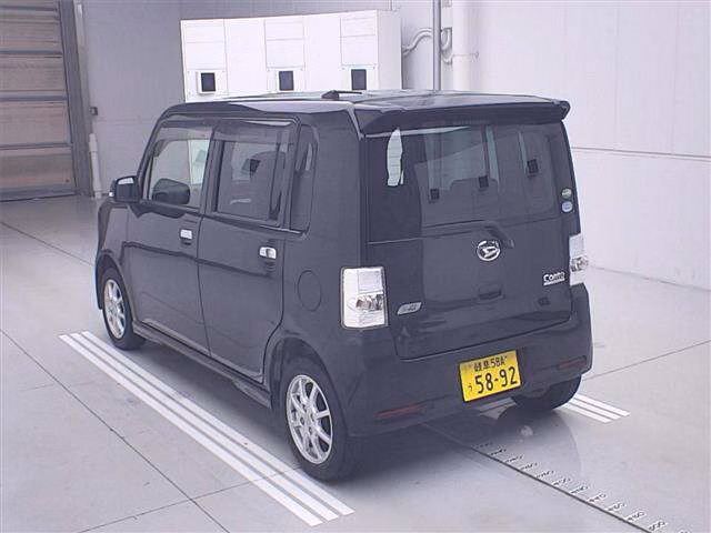 DAIHATSU MOVE CONTE